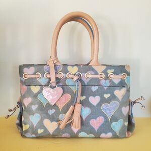 EUC Vintage Mini Dooney & Bourke Hearts Purse